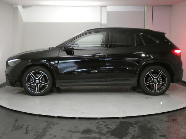 Mercedes Benz Gla image 7