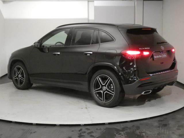 Mercedes Benz Gla image 5