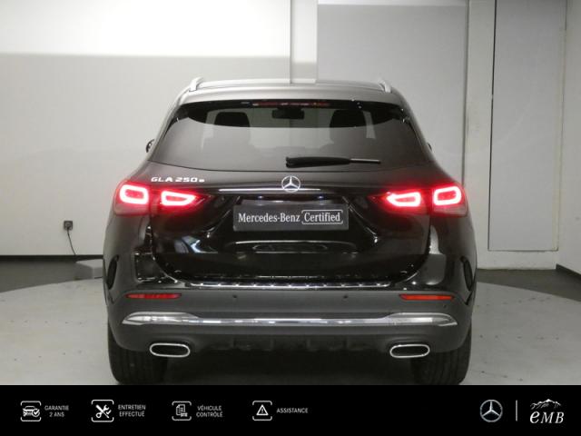 Mercedes Benz Gla image 9