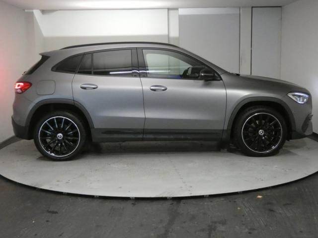 Mercedes Benz Gla image 5