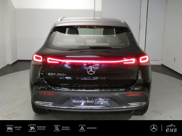 Mercedes Benz Eqa image 5