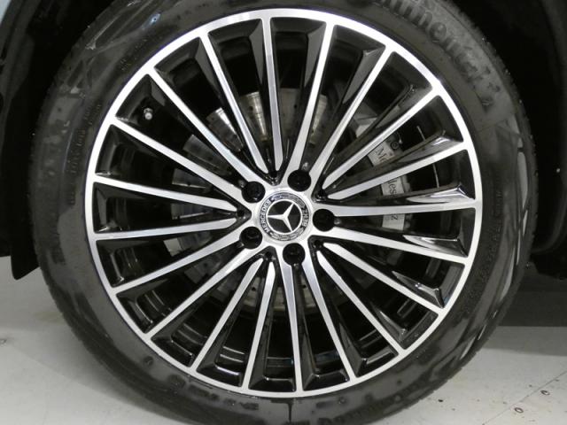 Mercedes Benz Glc image 5