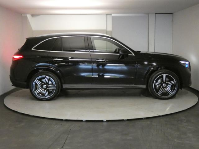 Mercedes Benz Glc image 4