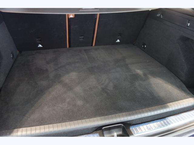 Mercedes Benz Glc image 3