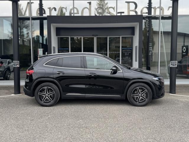 Mercedes Benz Eqa image 9