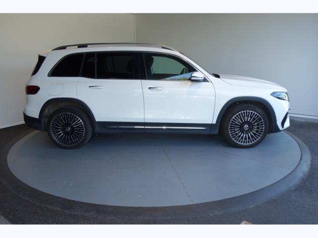 Mercedes Benz Eqb image 7