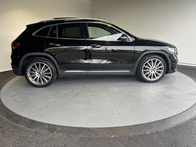 Mercedes Benz Gla image 3