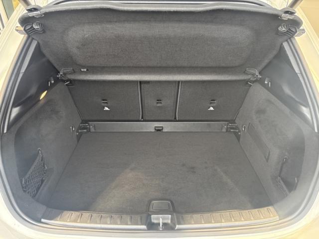 Mercedes Benz Gla image 5