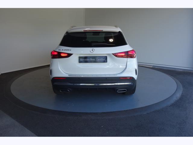 Mercedes Benz Gla image 2