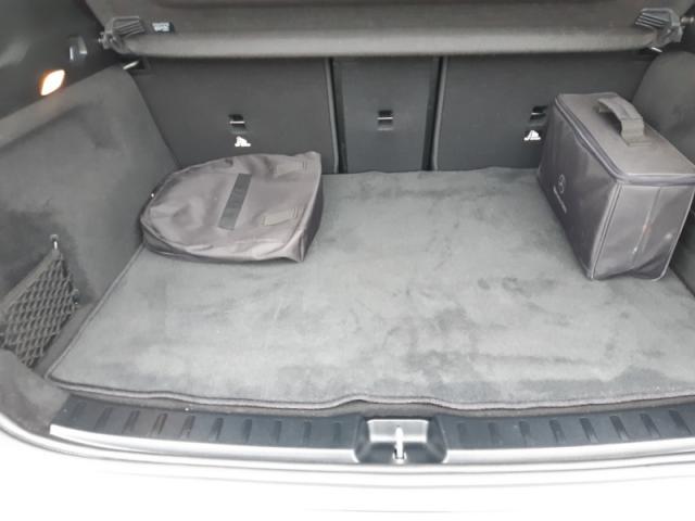 Mercedes Benz Eqa image 1