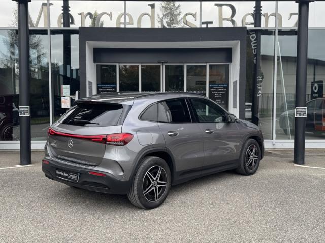 Mercedes Benz Eqa image 9