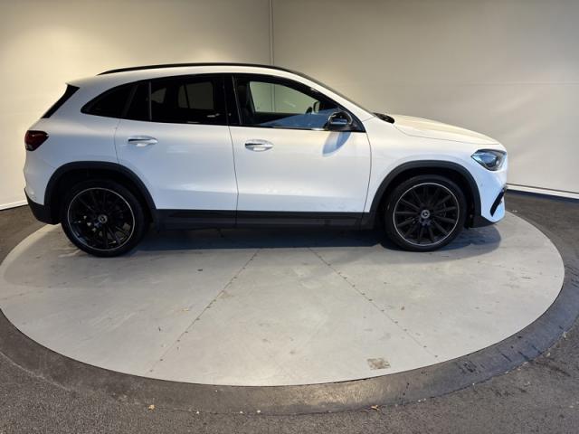 Mercedes Benz Gla image 3