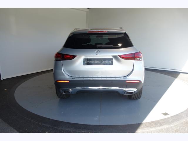 Mercedes Benz Gla image 8