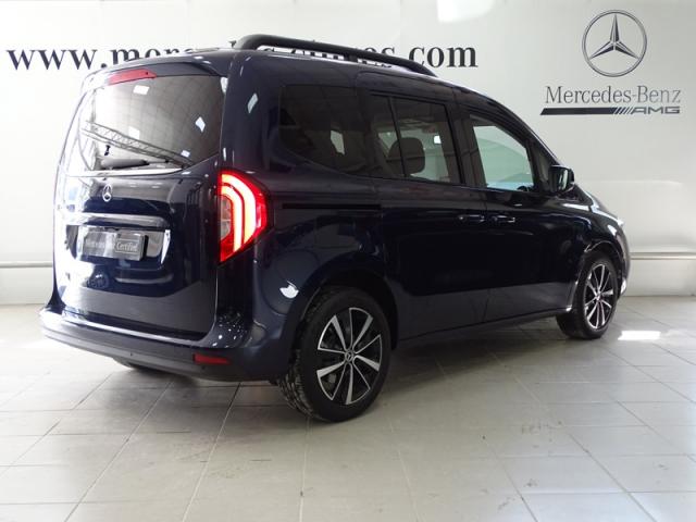 Mercedes Benz Eqt image 2