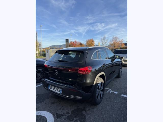 Mercedes Benz Eqa image 7