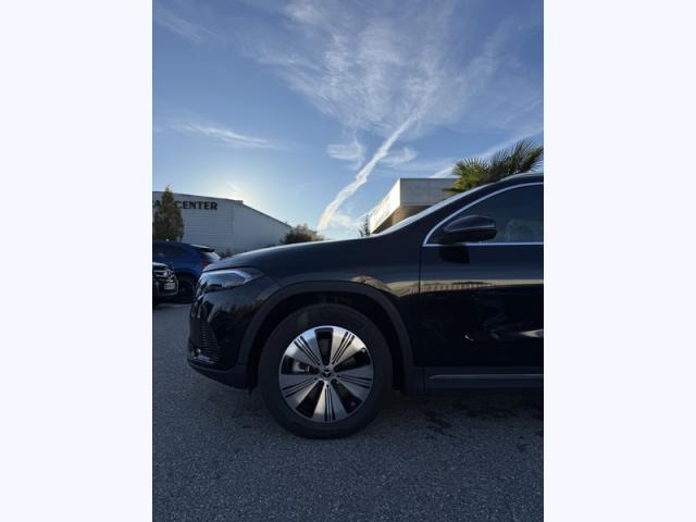 Mercedes Benz Eqa image 2