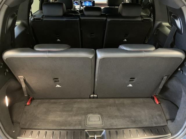 Mercedes Benz Eqb image 9