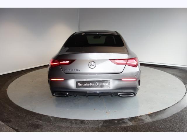 Mercedes Benz Cla image 8