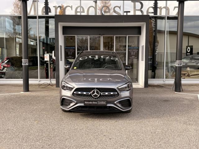 Mercedes Benz Gla image 9