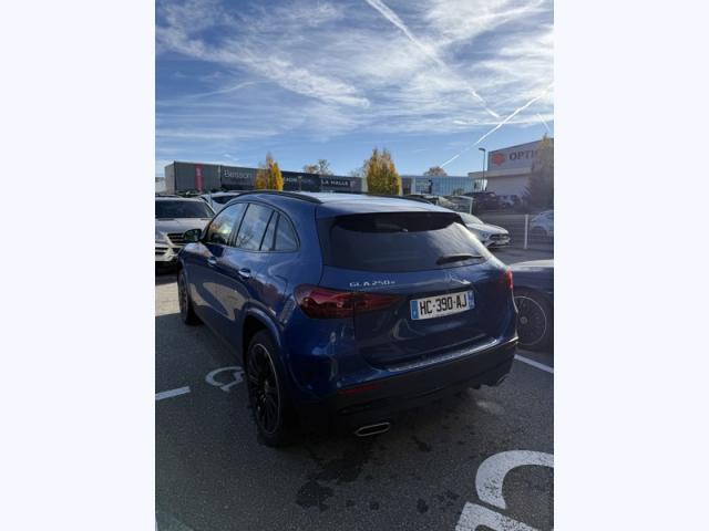 Mercedes Benz Gla image 6