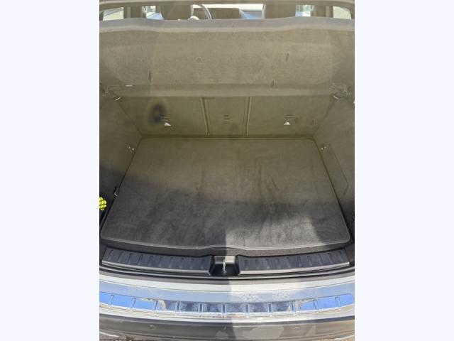 Mercedes Benz Gla image 2