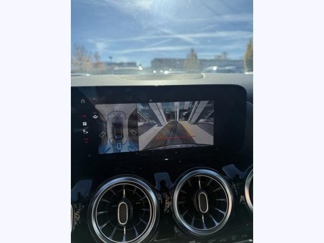 Mercedes Benz Gla image 4