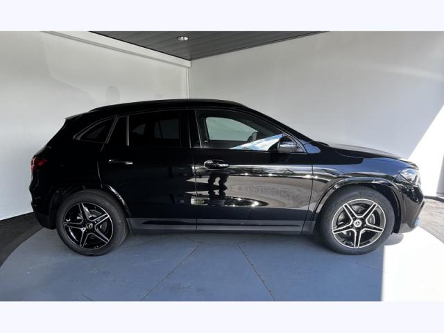 Mercedes Benz Gla image 9