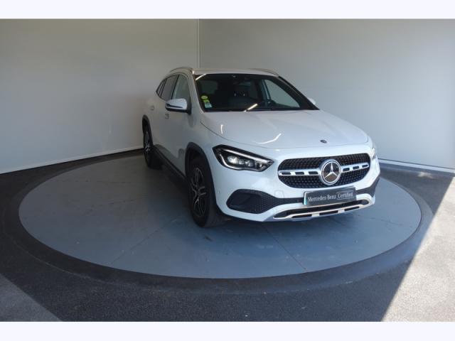 Mercedes Benz Gla image 1