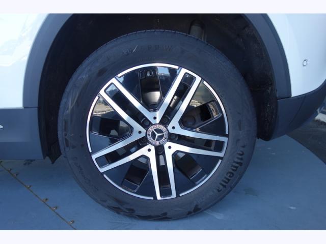 Mercedes Benz Gla image 6