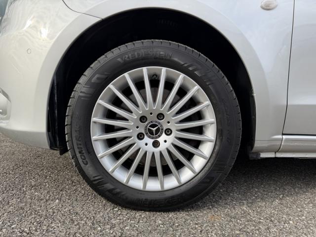 Mercedes Benz Vito image 2