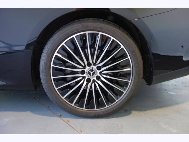 Mercedes Benz Cle image 4