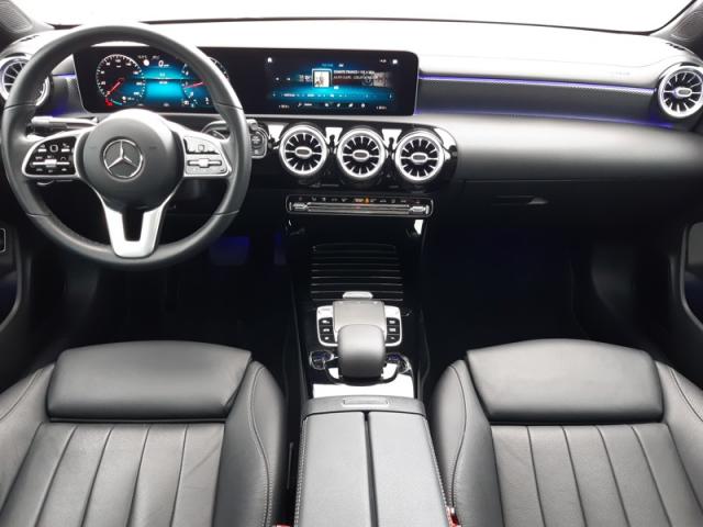 Mercedes Benz Cla image 7