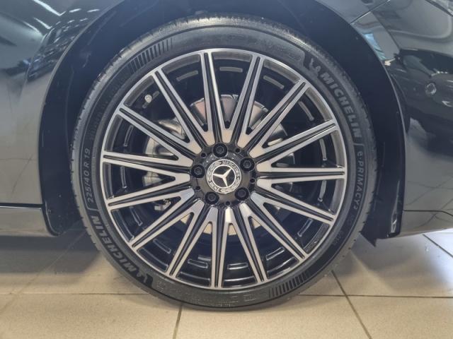 Mercedes Benz Cla image 8