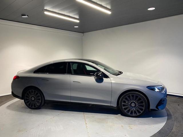 Mercedes Benz Cla image 8