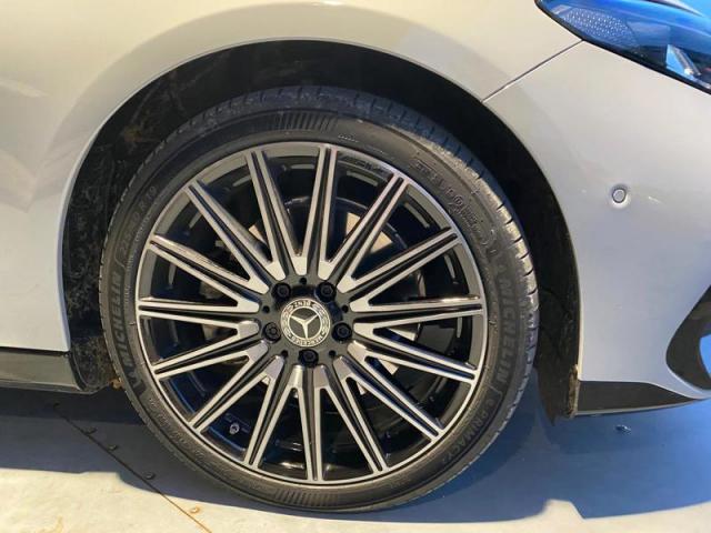 Mercedes Benz Cla image 2