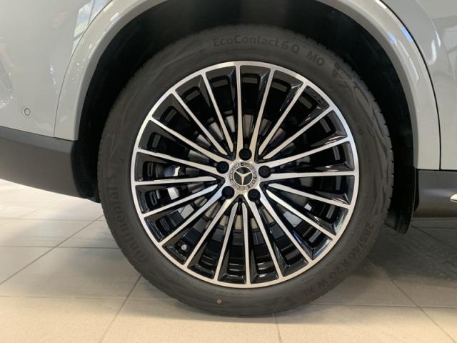 Mercedes Benz Glc image 8