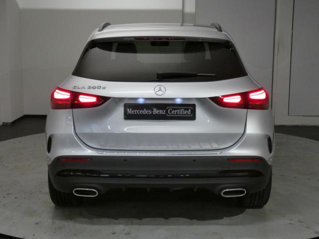 Mercedes Benz Gla image 4