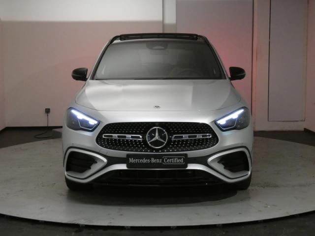 Mercedes Benz Gla image 7