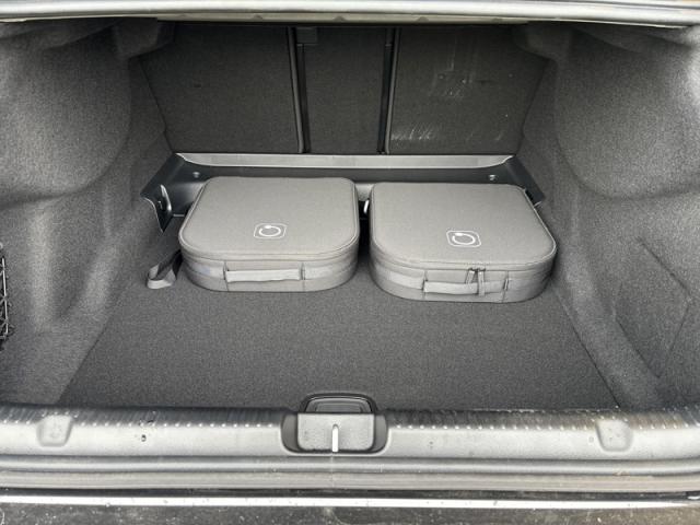 Mercedes Benz Eqe image 3