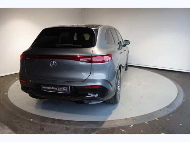 Mercedes Benz Eqs image 2