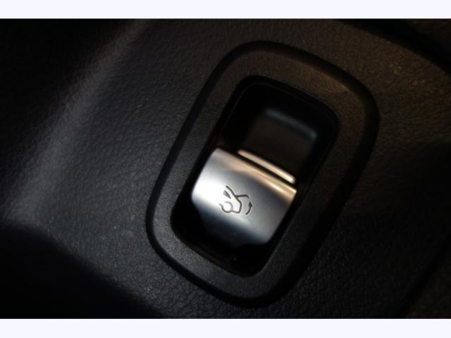 Mercedes Benz Cle image 1