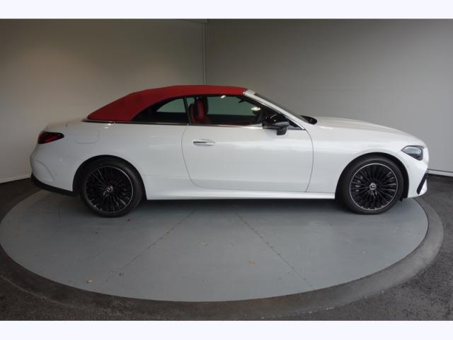 Mercedes Benz Cle image 8