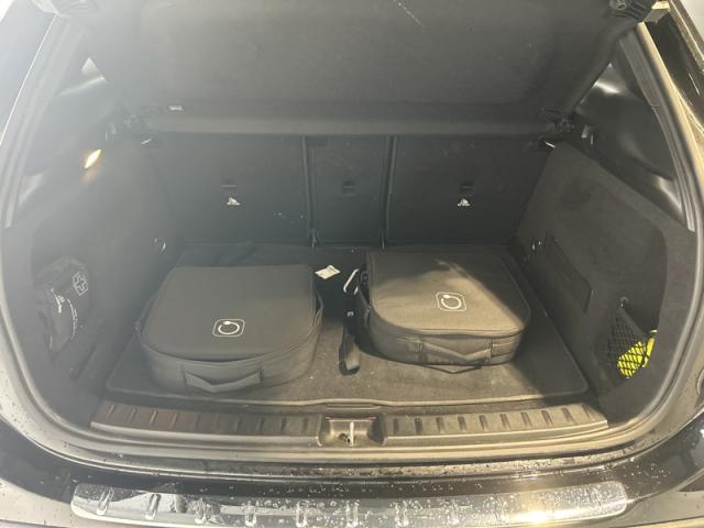 Mercedes Benz Gla image 8