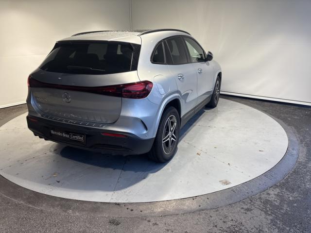 Mercedes Benz Eqa image 3