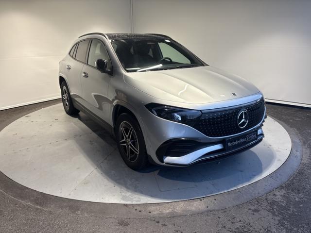 Mercedes Benz Eqa image 8