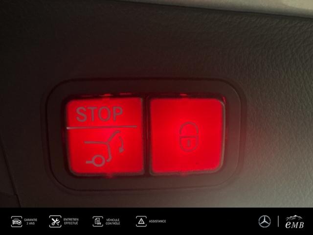 Mercedes Benz Eqa image 8