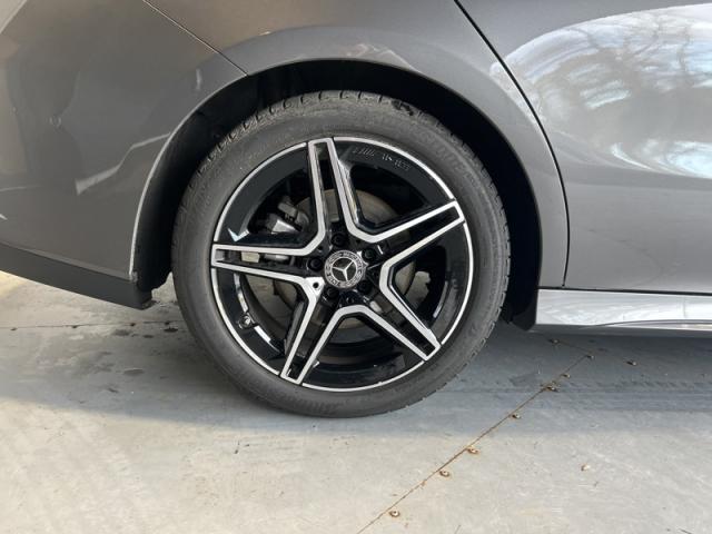 Mercedes Benz Cla Shooting Brake image 8