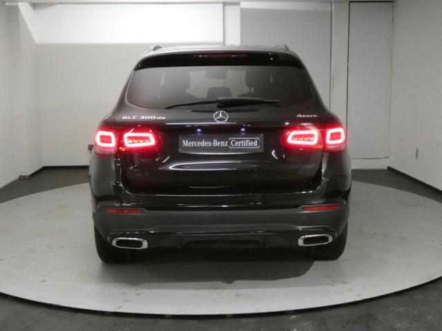 Mercedes Benz Glc image 4