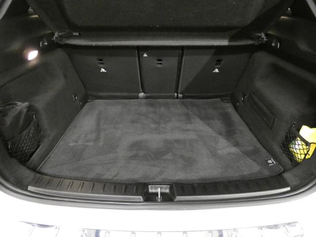 Mercedes Benz Gla image 6