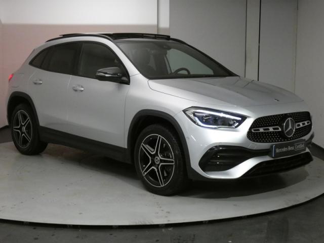 Mercedes Benz Gla image 3